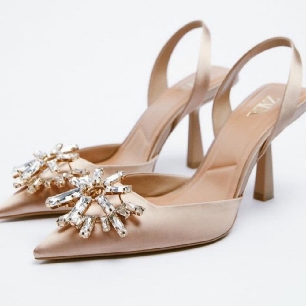 Zara embellished doing back shoes